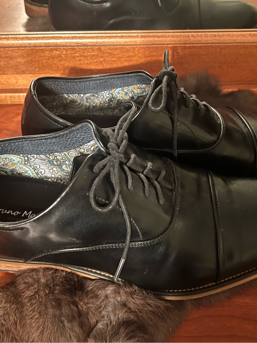 Men's Black Leather Cap-Toe Oxford Lace-Up